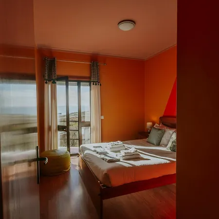 69 - Regi Belga Apartament Peniche