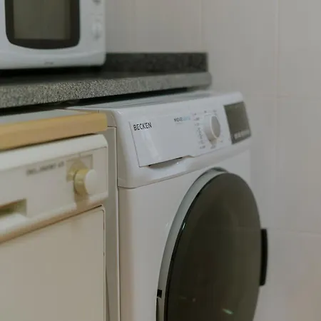 69 - Regi Belga Lejlighed Peniche